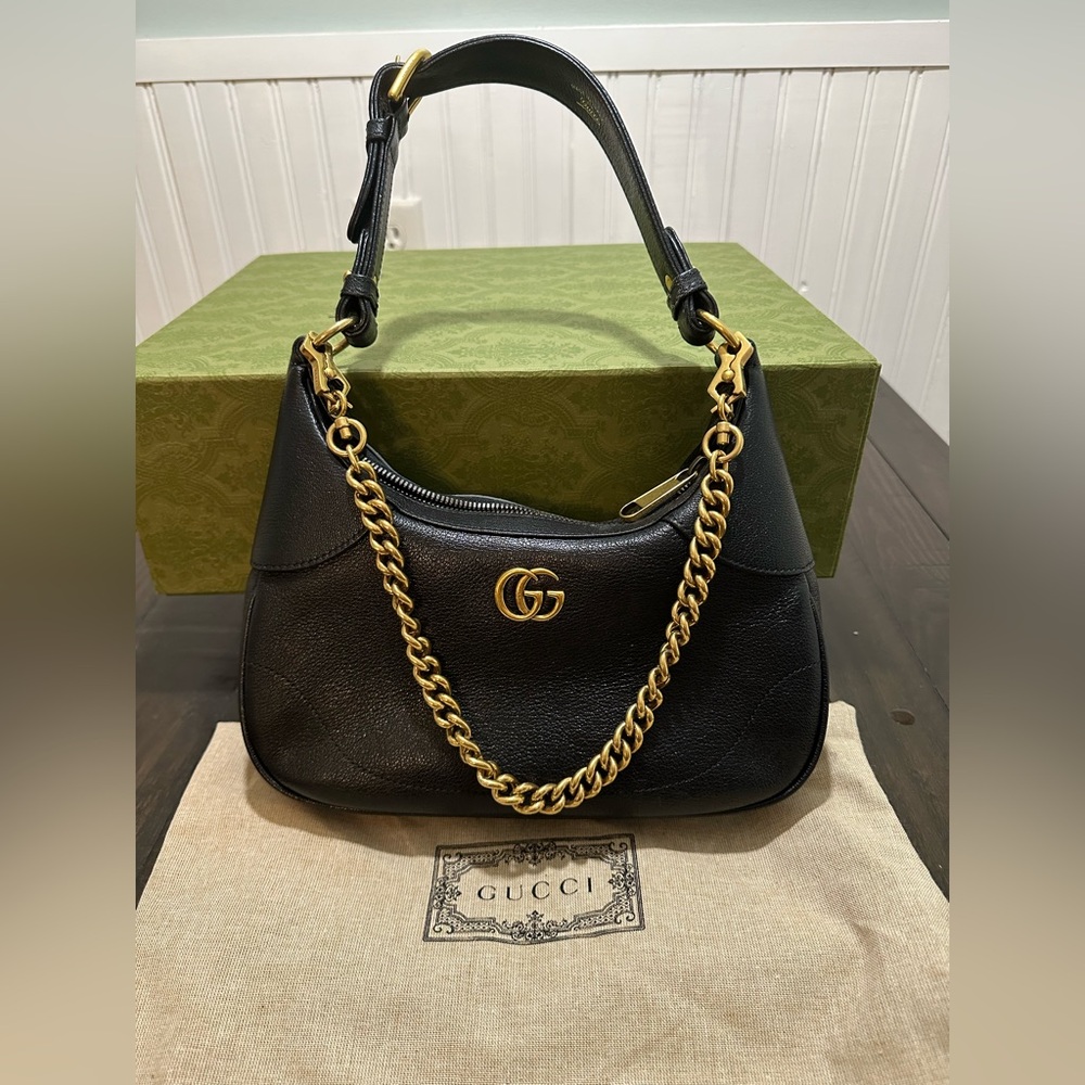 Gucci Small Aphrodite Shoulder bag